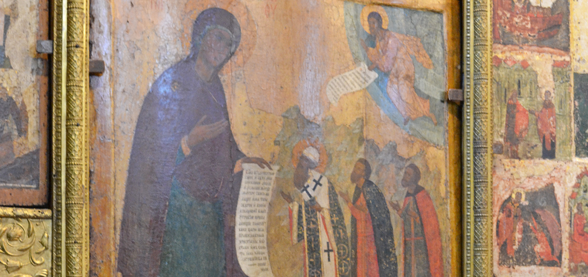 Боголюбская икона Божией Матери в На фото икона в Успенском соборе Московского Кремля.