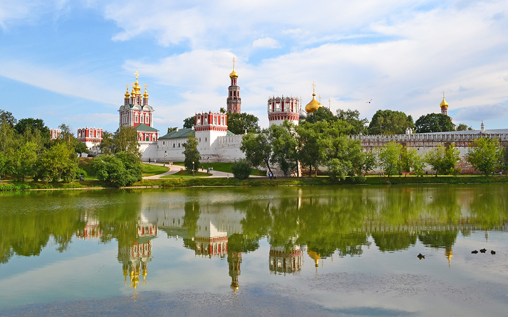 Новодевичий монастырь в Москве. Фото Ирины Дмитриевой.