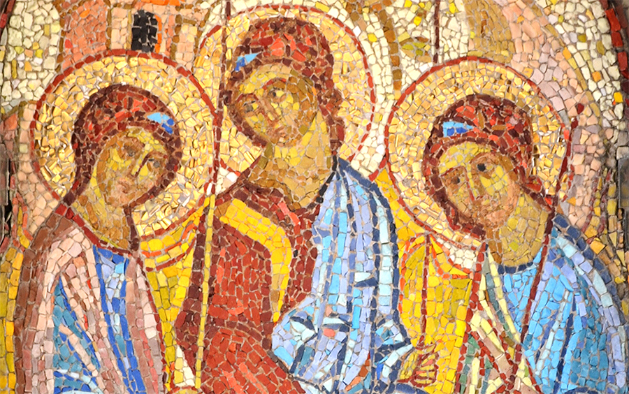 Троица, мозаичная икона на территории Свято-Троицкого монастыря в Симферополе, Республика Крым.