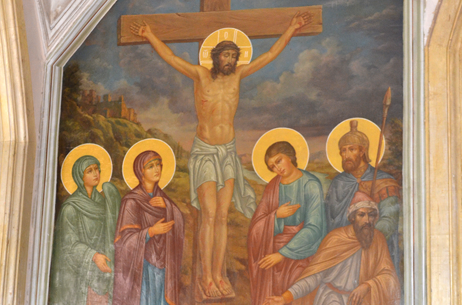 Распятие Господа нашего Иисуса Христа, фреска храма вмч. Ирины в Покровском, Москва.