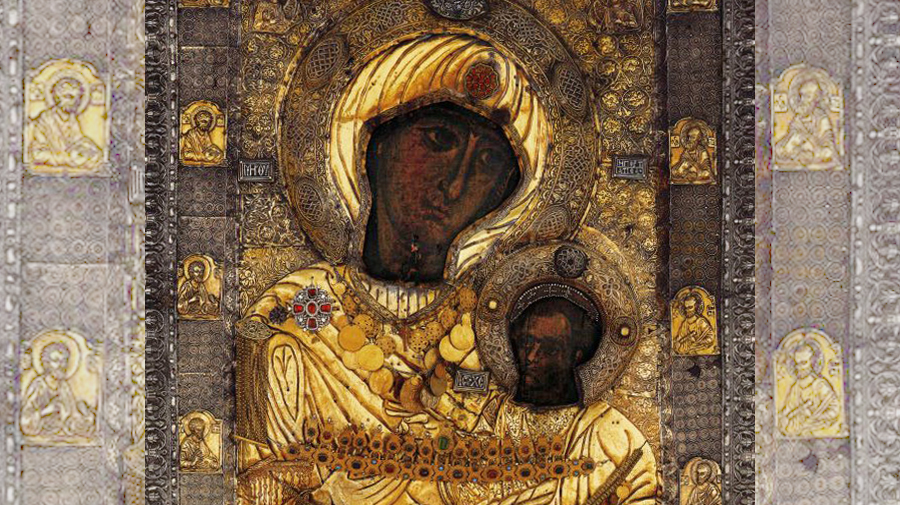 Фрагмент Иверской иконы Божией Матери в Иверском монастыре на Афоне.