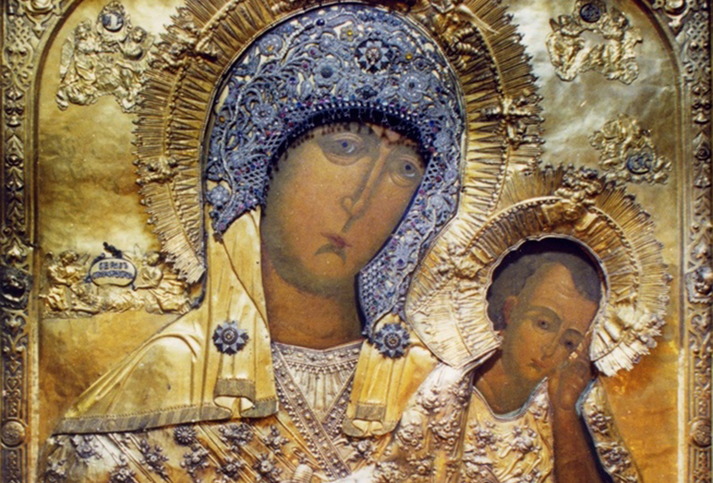 Старорусская икона Божией Матери.